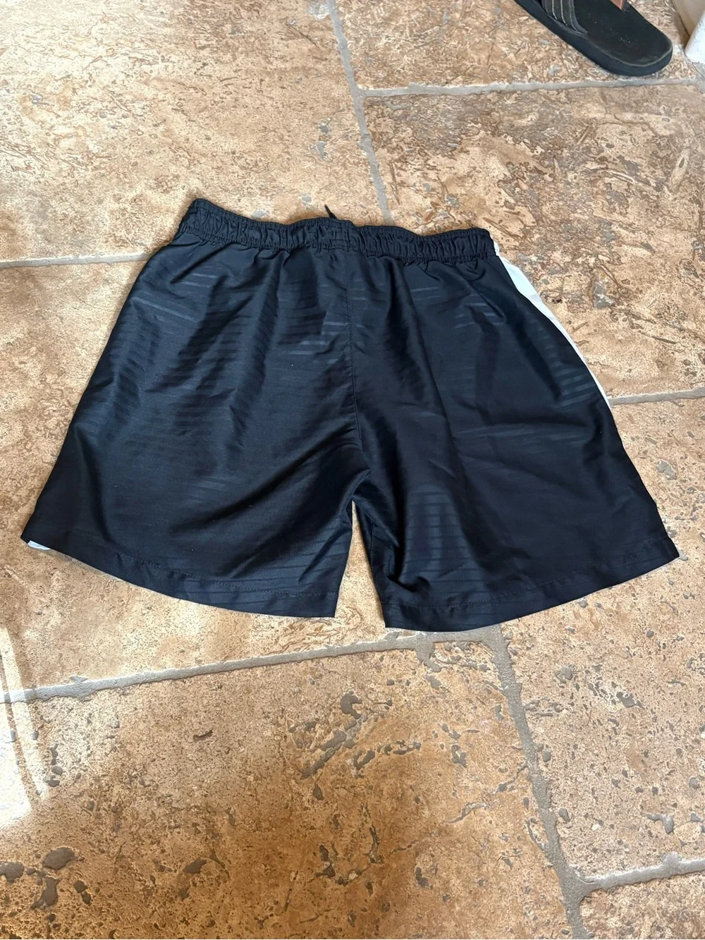 Nike Boys Kids Black Athletic Shorts with White Side Stripe Size Small